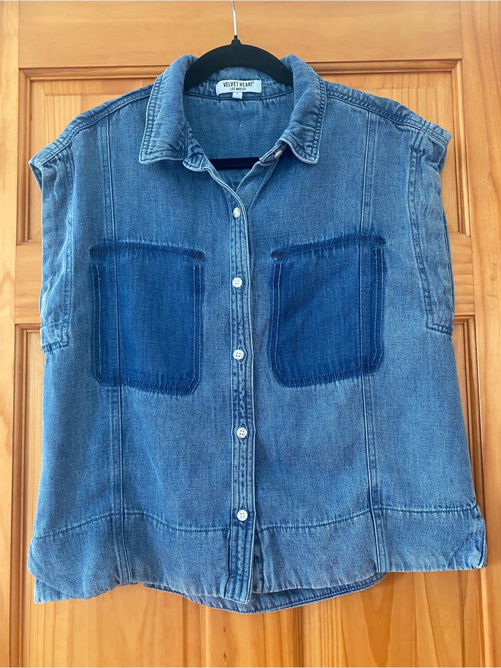Velvet Heart Chambray Sleeveless Button Front Shirt Womens Large Tencel EcoVero